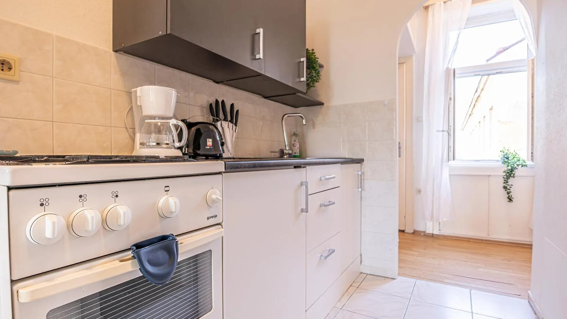 Cozy 2Br Apt Prime Vienna Location For Longstays 아파트