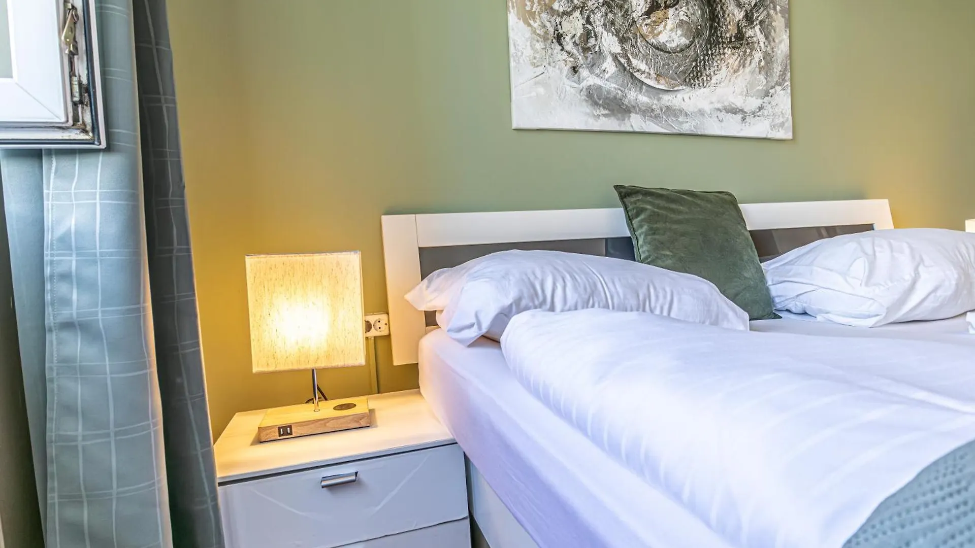 Cozy 2Br Apt Prime Vienna Location For Longstays 0*,  Austria